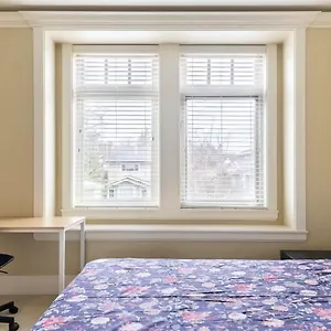  Homestay Mike's Luxury House Canada